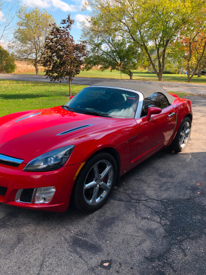 2007 Saturn Sky Red Line