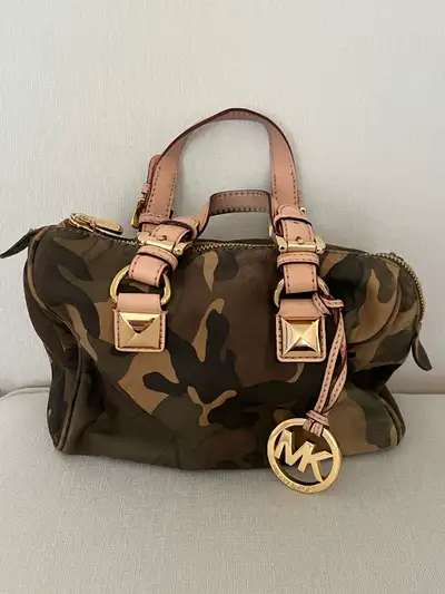 MICHAEL KORS HANDBAG, View more
