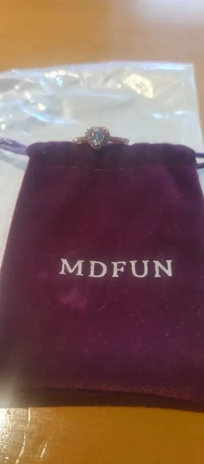 Mdfun bn size 9 rose gold plated heart ring, View more