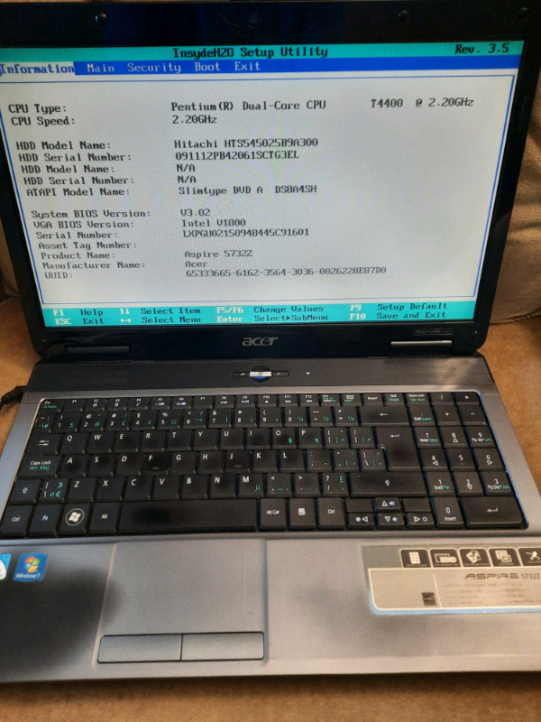Laptop 15.6" Acer Aspire 5732Z series with charger in Laptops in Mississauga / Peel Region - Image 2