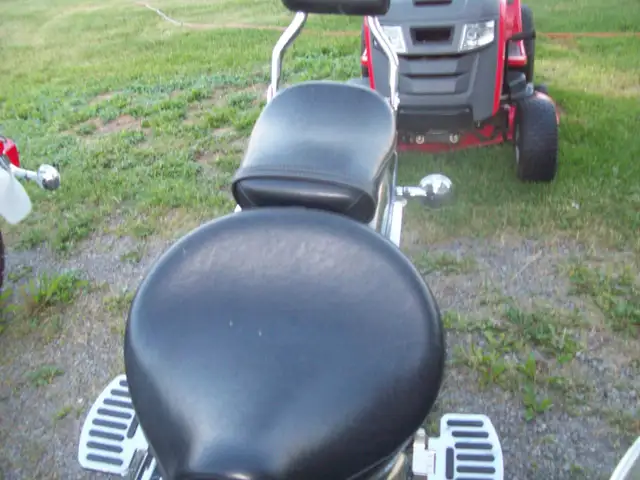 2005 YAMAHA VSTAR 1100 SILVERADO in Street, Cruisers & Choppers in Cornwall - Image 8