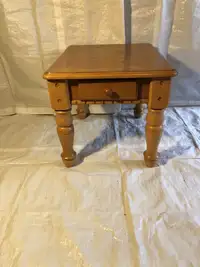 Table de salon en chêne