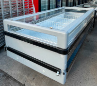 Meat & pastry display case island freezer & more online Auction