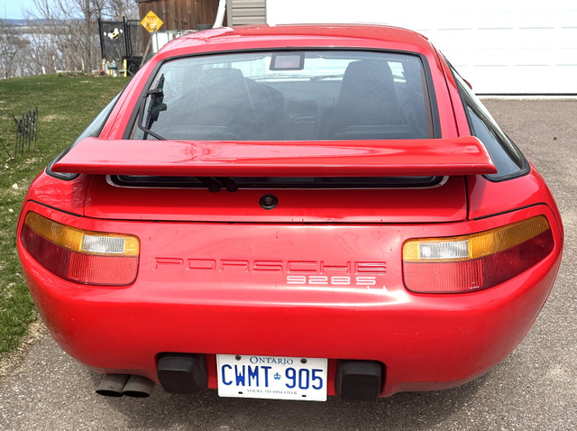 Timeless GT Luxury with V8 Power -- 1987 Porsche 928 S4 in Classic Cars in Ottawa - Image 2
