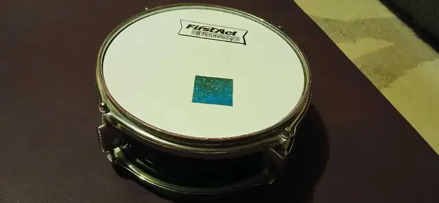 Junior 3-piece drum set plus 1 snare in Drums & Percussion in Oshawa / Durham Region - Image 4