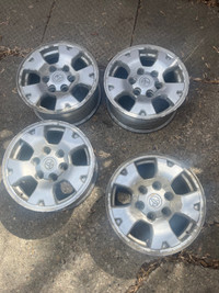 Set of alloy wheels for Tacoma 