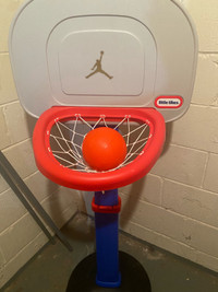 Little Tikes Adjustable Basketball net