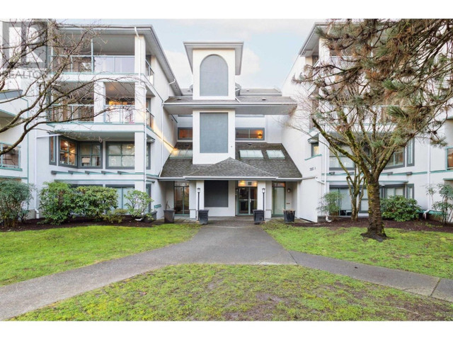 2 Bed 2 Bath Near Edmonds Skytrain Station in Long Term Rentals in Burnaby/New Westminster