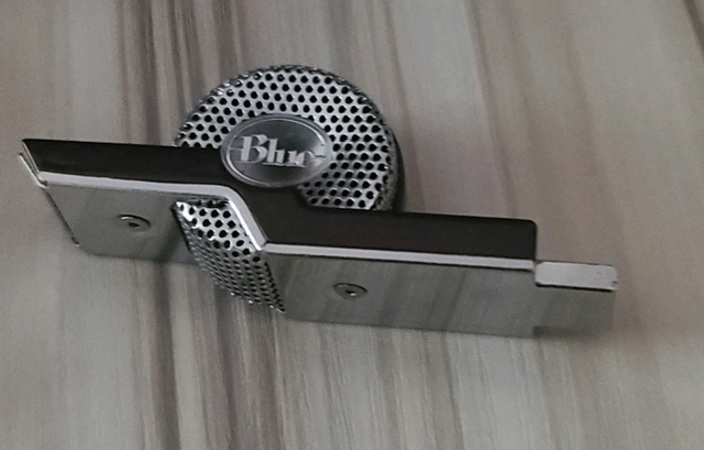 TIKI Dual-Mode Compact USB Condenser Microphone
 in Pro Audio & Recording Equipment in London - Image 5