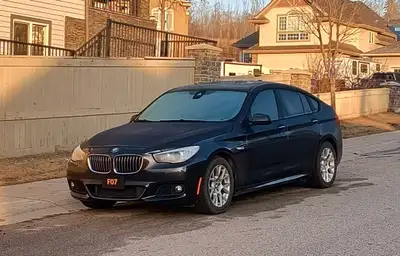 Selling my used BMW 5-Series GT version, a stylish and reliable hatchback perfect for daily commutes...