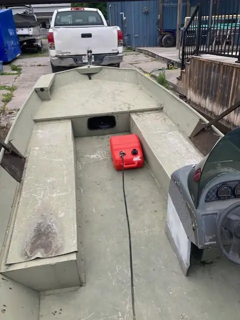 MirroCraft Big Jon Boat - 18 foot - Modified V Bottom in Powerboats & Motorboats in Peterborough - Image 4