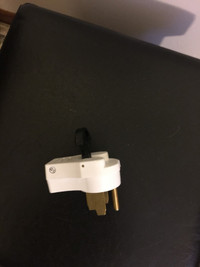 ADAPTER OUTLET