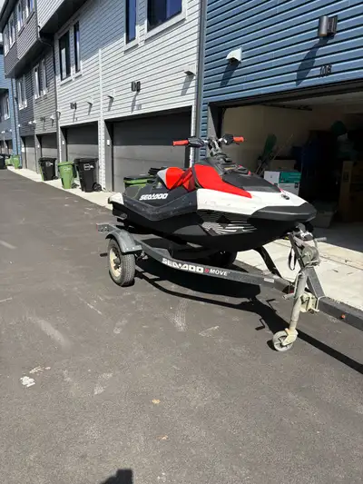 2024 Seadoo Spark Trixx 1-up. Fantastic Seadoo with only 24 hours on it. Comes with seadoo karavan t...
