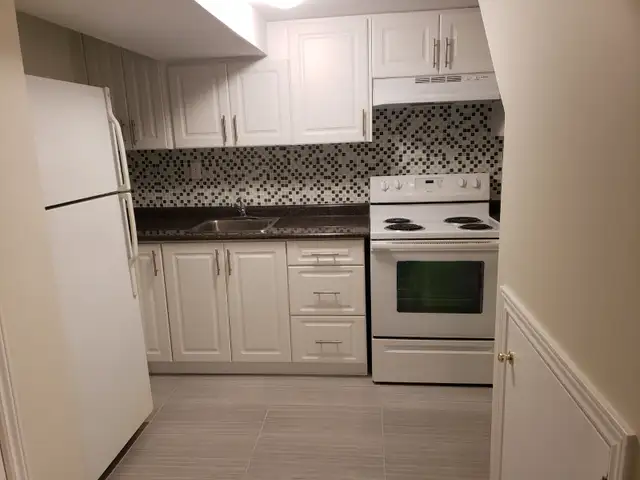 2 Bedroom & 1 bath Basement for Rent!