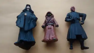 3 Vintage Star Wars Action Figures, View more