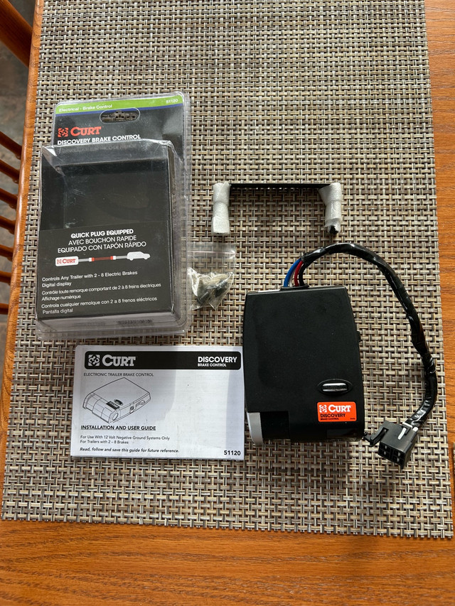 Curt Discovery Electric Brake Control in Other Parts & Accessories in Peterborough