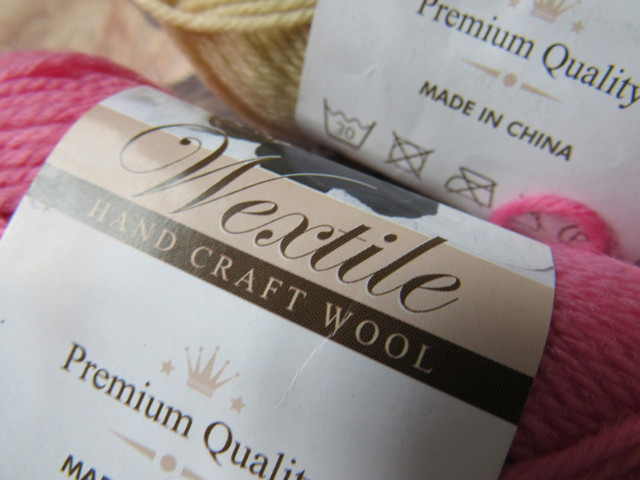 Lot of 4 Wextile Hand Craft Wool Yarn, 50g each, 109 yards(100m) in Hobbies & Crafts in City of Toronto - Image 4