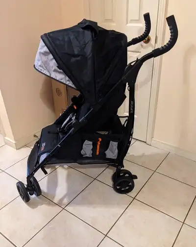 Summer Infant 3DTote Umbrella Convenience Stroller, View more