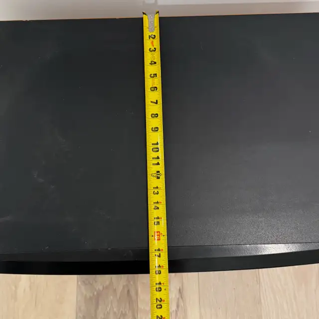 Black TV Stand - Meuble TV Noir avec portes vitrées in TV Tables & Entertainment Units in City of Montréal - Image 5