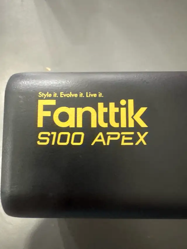 Fanttik S100 Apex Portable Air Compressor in Motorcycle Parts & Accessories in Calgary - Image 3
