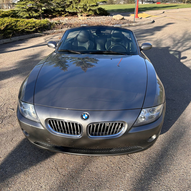 BMW Z4 Roadster 3.0 Convertible  in Cars & Trucks in Calgary - Image 2