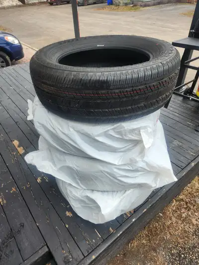 Bridgestone Dueler H/T 265/60R20 *New*