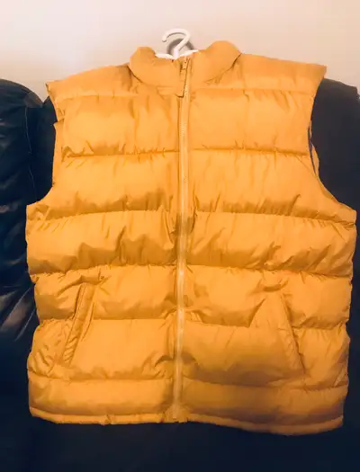Old Navy puffer vest, View more