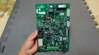 Goodman/Emerson PCBKF101 furnace main board, View more