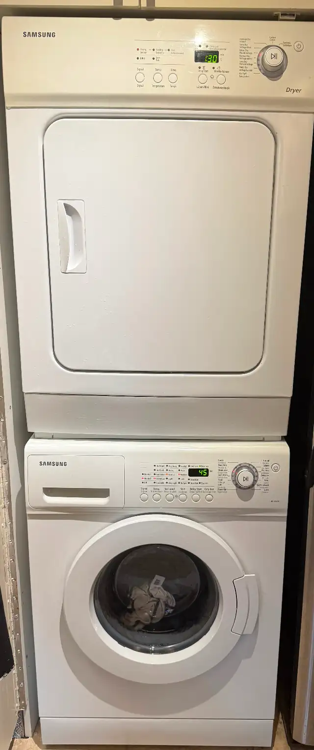 Samsung 24" Stackable Washer & Dryer Set - Excellent Condition in Washers & Dryers in City of Toronto - Image 6