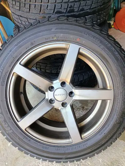 Yokohama Winter Tires ice GUARD iG51v 235/60/R18 107T Came off a 2011 Land Rover LR2 HSE that l don'...