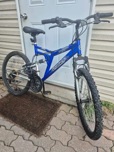 NEXT Mountain Bike, Vélo de Montagne (24po), View more