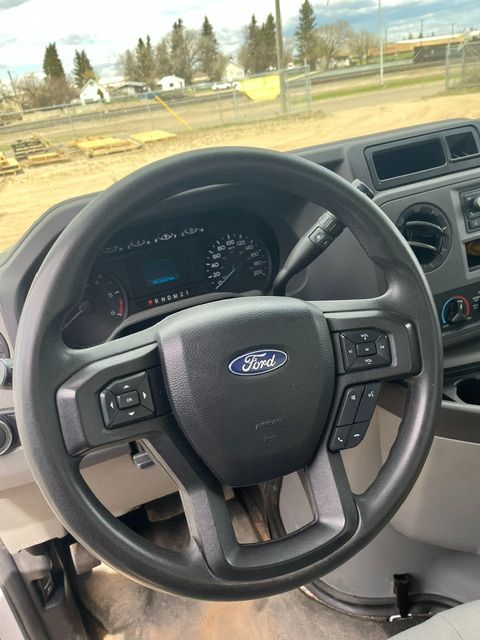 2022 Ford Cube Van - E450528484111431782401