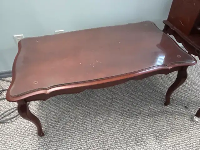 COFFEE AND END TABLES in Coffee Tables in Whitehorse - Image 2