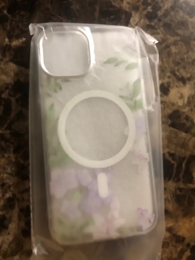 Floral MagSafe iPhone 13/14/15/16 Case - NEW in Cell Phone Accessories in Mississauga / Peel Region - Image 3
