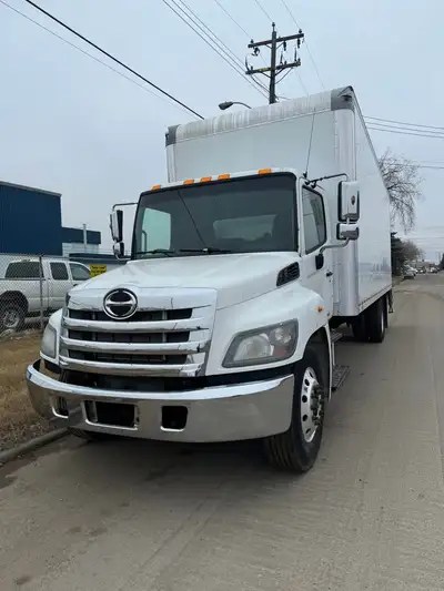 2020 Hino 268 26FT Box Truck (CVI Ready) $46,000 | 380,415 km | Automatic Hino 7.6L diesel 230HP Aut...
