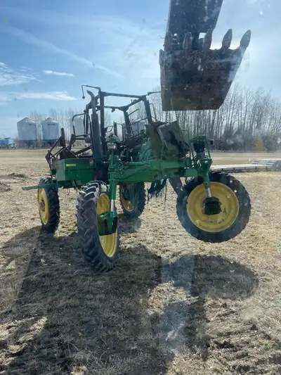 4710 parts. 2 brand new tires 4 power wheel drive motors with planetarys Complete unit must go 780 5...