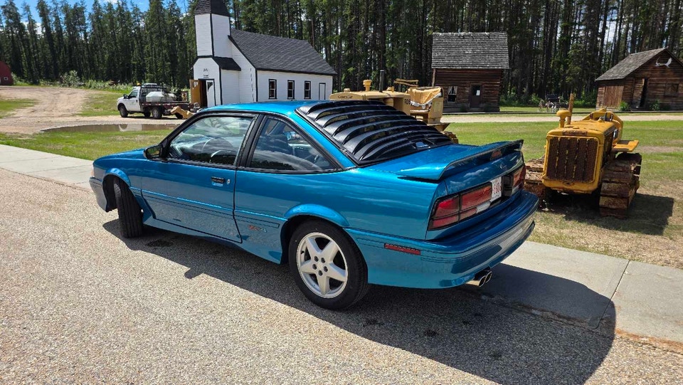 Chevrolet Cavalier 1993 photo 2