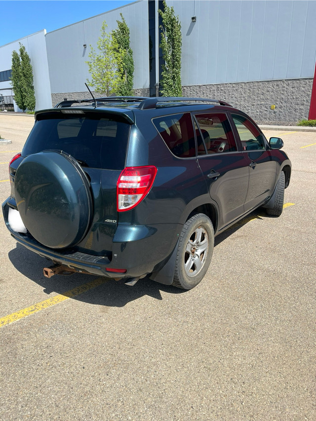 2012 Toyota RAV4 LE in Cars & Trucks in Edmonton - Image 4