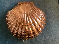 Vintage Copper Jello Mold in the shape of a Shell