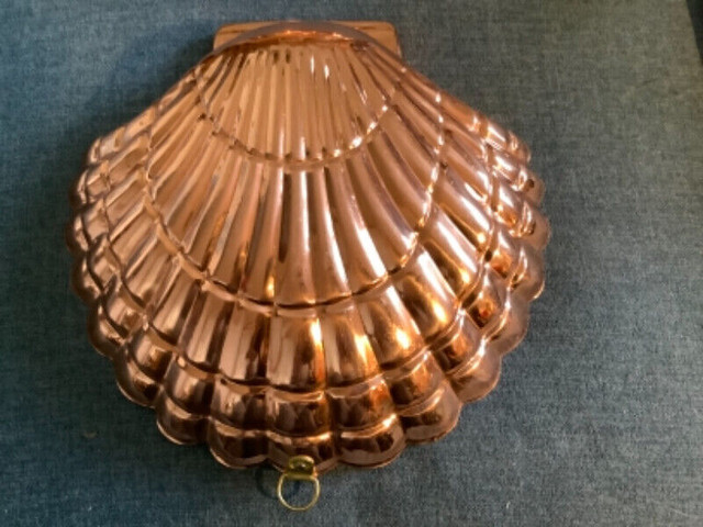 Vintage Copper Jello Mold in the shape of a Shell in Arts & Collectibles in Belleville