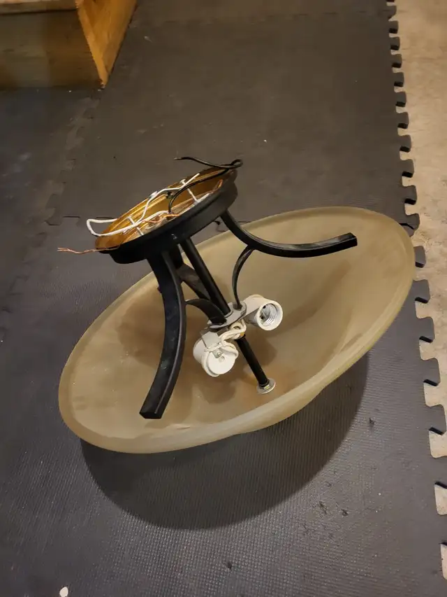 16" Light Fixture in Indoor Lighting & Fans in Moncton - Image 3