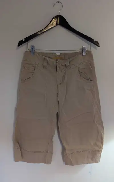 American Eagle Outfitters Khaki Bermuda Shorts - Size 6, View more
