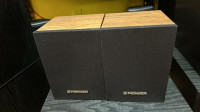Pioneer CS-X5 Bookshelf Speakers