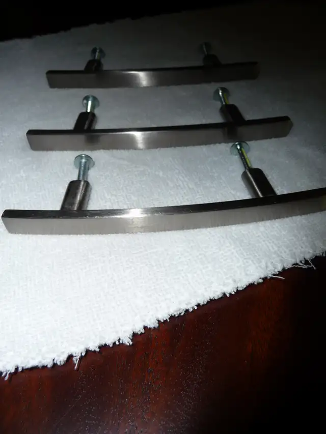 Cabinet Door and Drawer Pulls/Handles (Brushed Chrome) in Cabinets & Countertops in Mississauga / Peel Region - Image 5