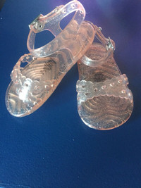Brand New Old Navy 6-12m Jelly Shoes