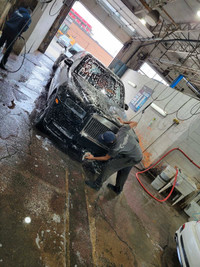 Lave-auto à Vendre/Car Wash for Sale
