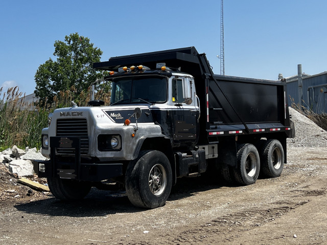 Mack Tandem Dump truck in Heavy Trucks in Sarnia