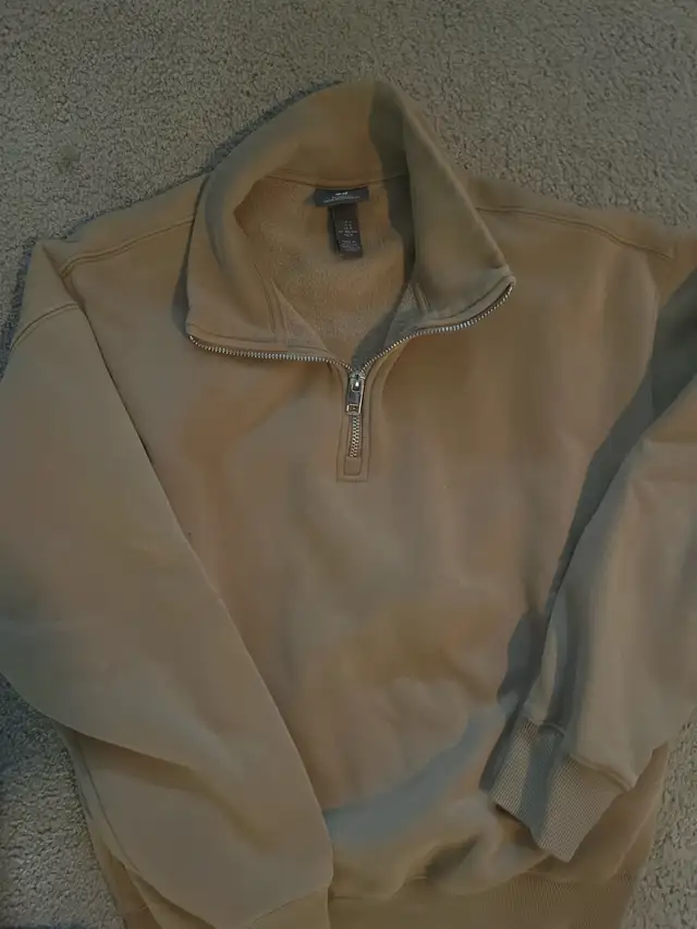 Men's Quarter Zip Sweaters in Men's in Calgary - Image 5