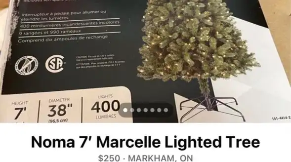 Christmas Tree435641666388643840