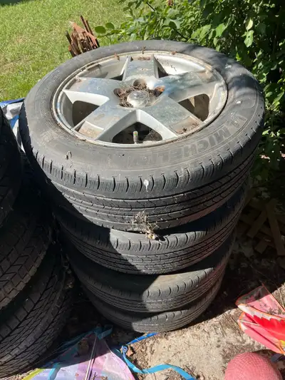 Ram tires 225/60R18 Tires on rims - set of 4